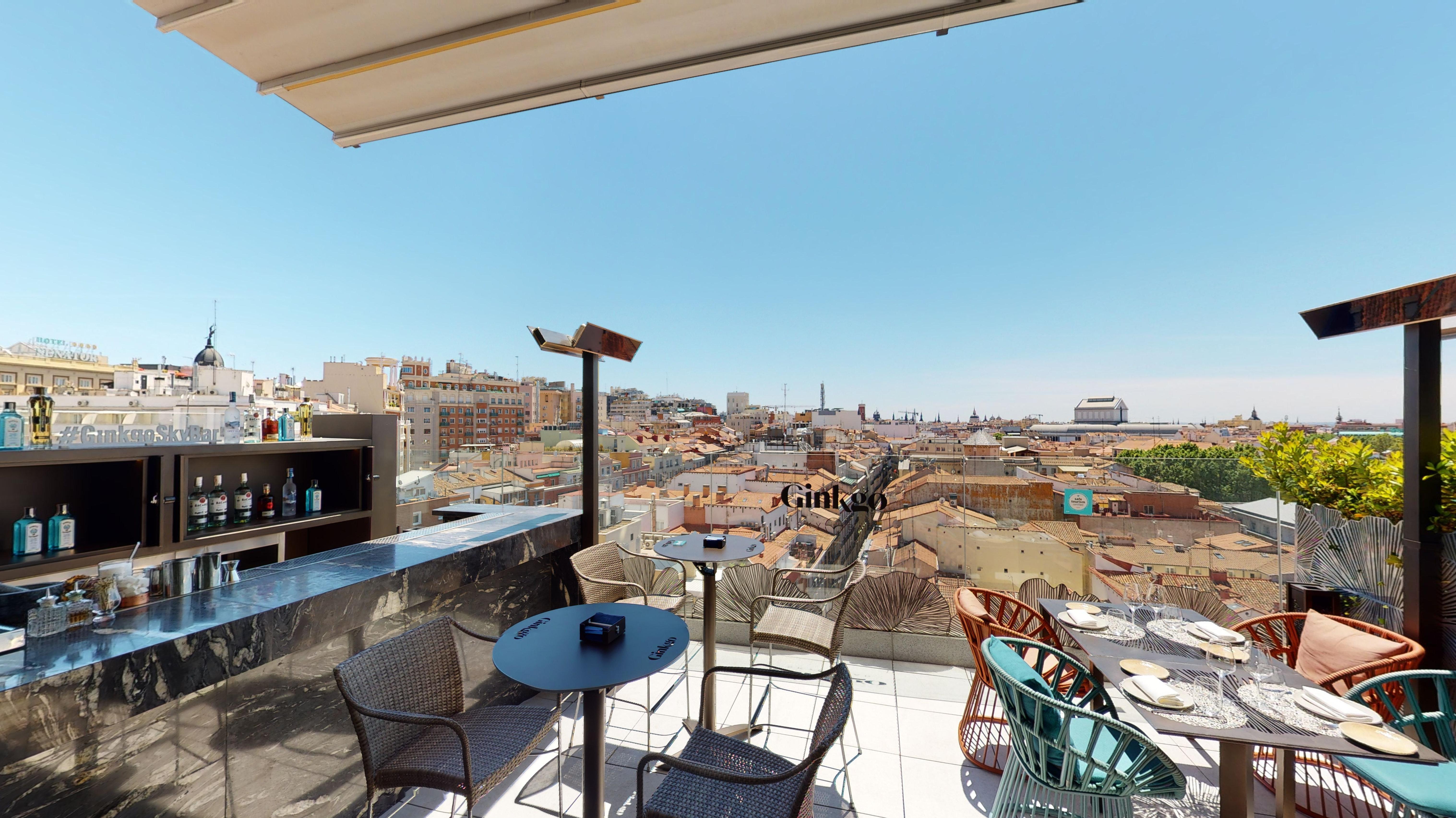 Vp Plaza Espana Design Madrid Exterior photo Rooftop bar