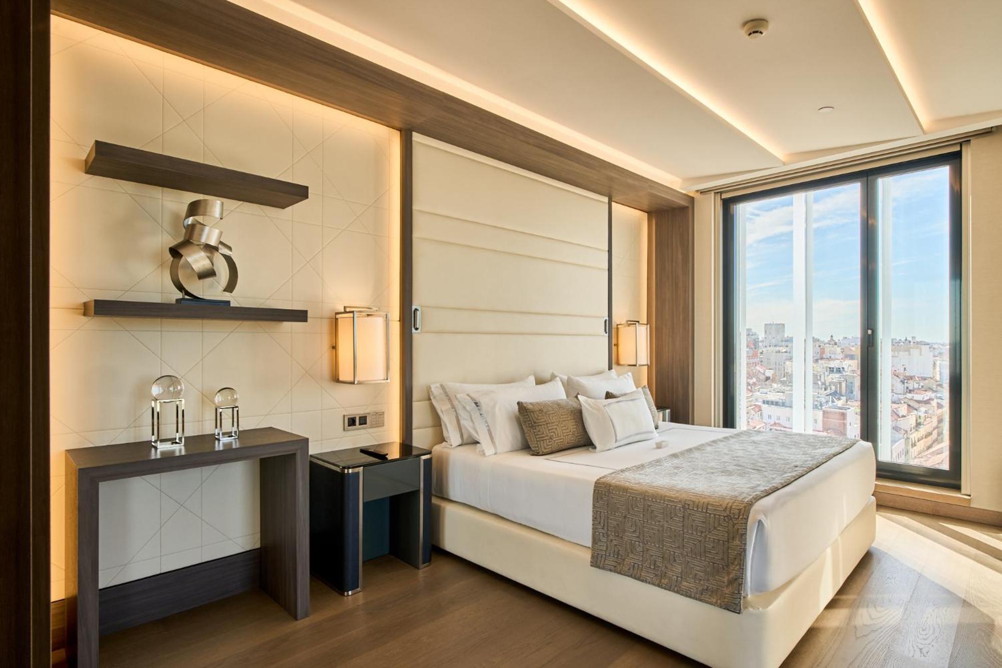Vp Plaza Espana Design Madrid Exterior photo A bedroom at the hotel